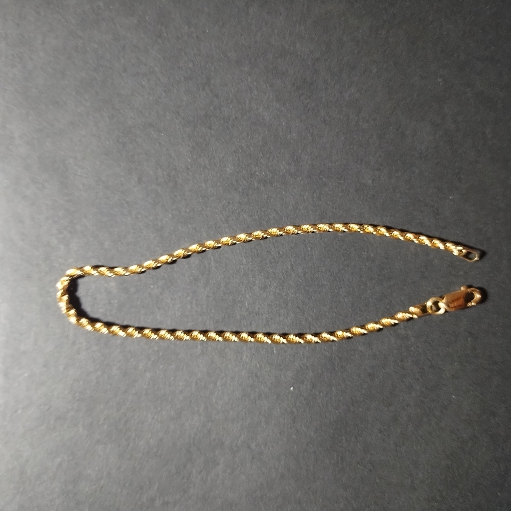 14kt Gold Twisted Chain Bracelet